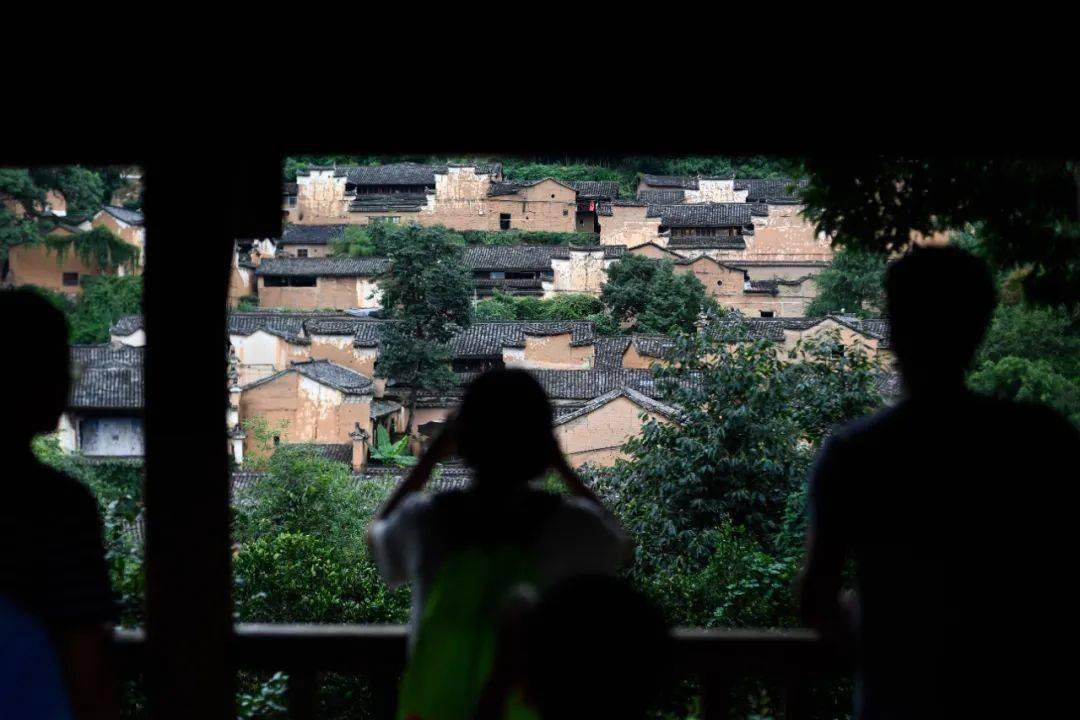 中卫市农民艺术家风采展暨春雨工程主题活动启动